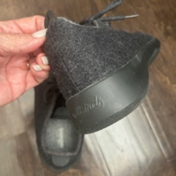 Allbirds Merino Wool Shoes - Picture 3 of 3